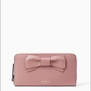 NWT Kate Spade Wallet ✨